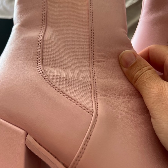 Steve Madden Pink Leather Triple platform Boots - Picture 5 of 15